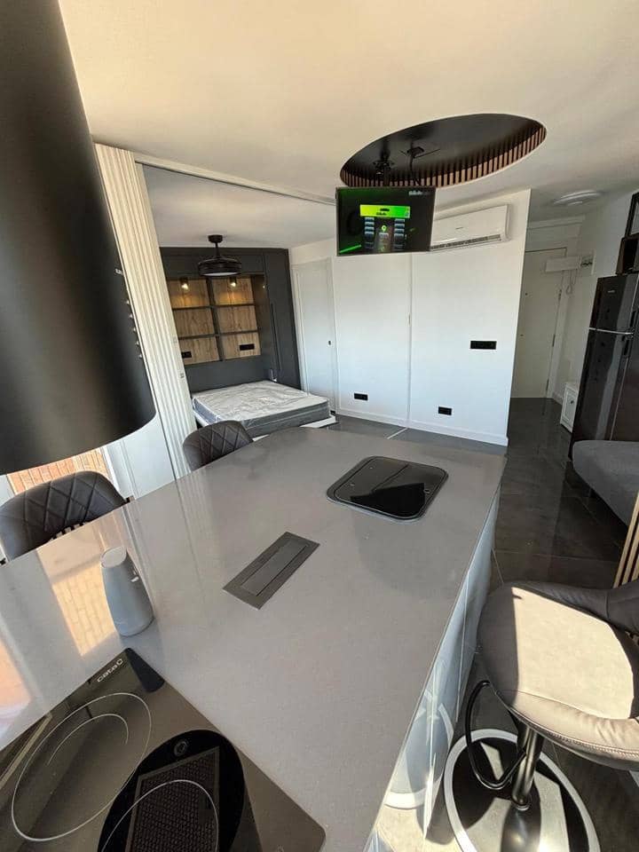 Flat for sale in Benidorm with pool garage - € 231,000 (Ref: 8271602)