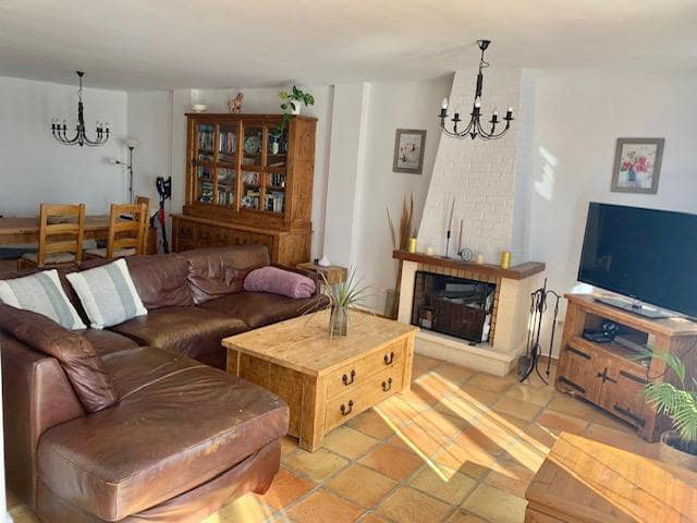 3 slaapkamer Villa te koop in Finestrat met zwembad - € 345.000 (Ref: 8296901)