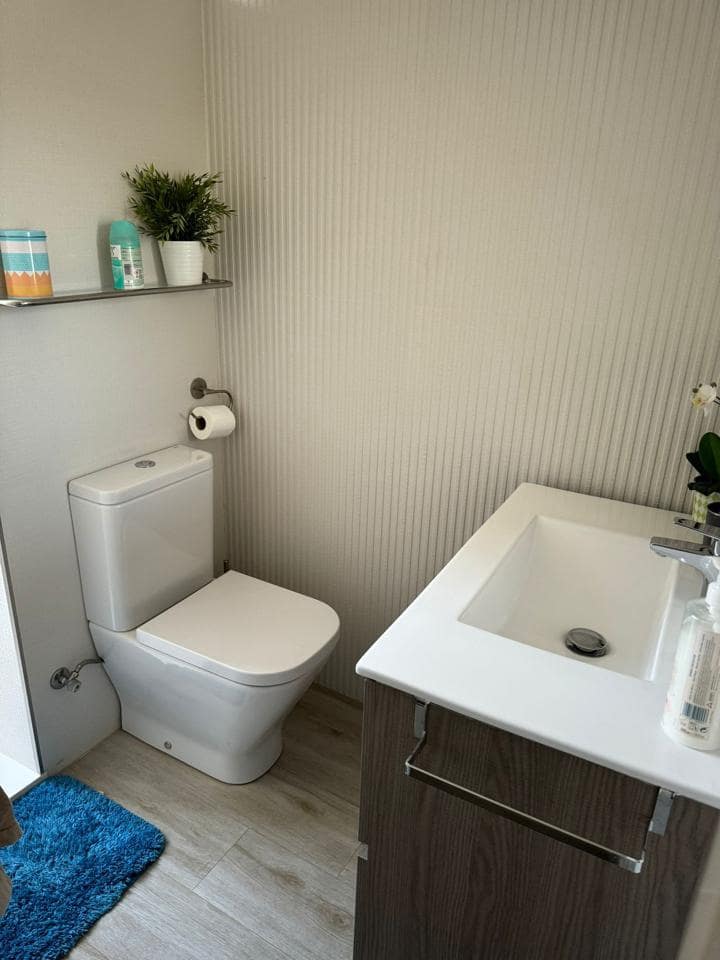 2 soveværelse Lejlighed til salg i Benidorm med swimmingpool garage - € 371.000 (Ref: 8360809)