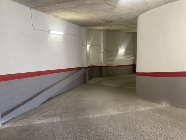 Garage till salu i Centro Urbano, Benidorm - 39 500 € (Ref: 8536024)
