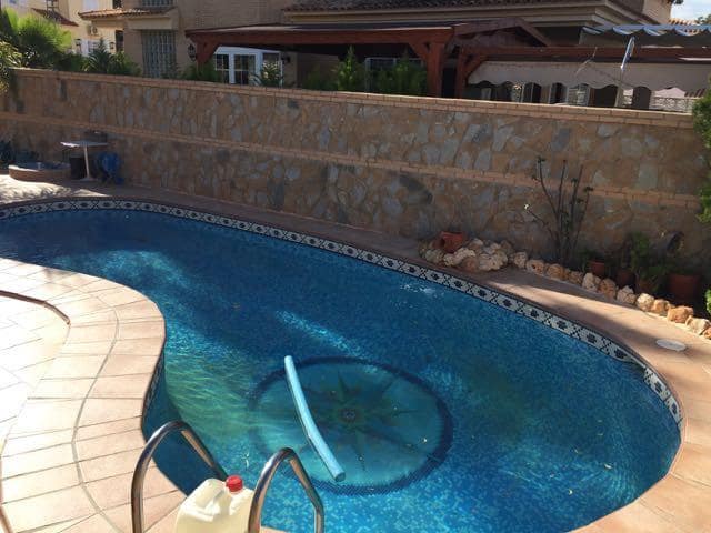 8 soverom Villa til salgs i Benidorm med svømmebasseng garasje - € 970 000 (Ref: 8541012)