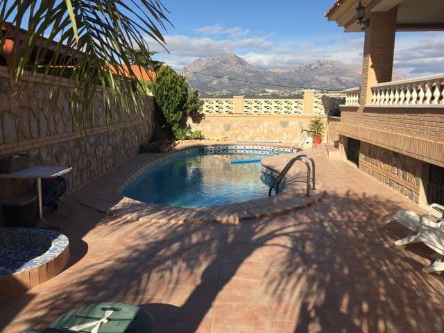 8 soverom Villa til salgs i Benidorm med svømmebasseng garasje - € 970 000 (Ref: 8541012)