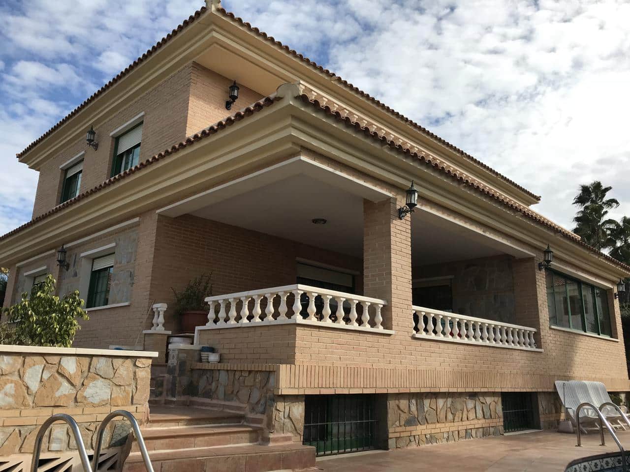 8 soverom Villa til salgs i Benidorm med svømmebasseng garasje - € 970 000 (Ref: 8541012)