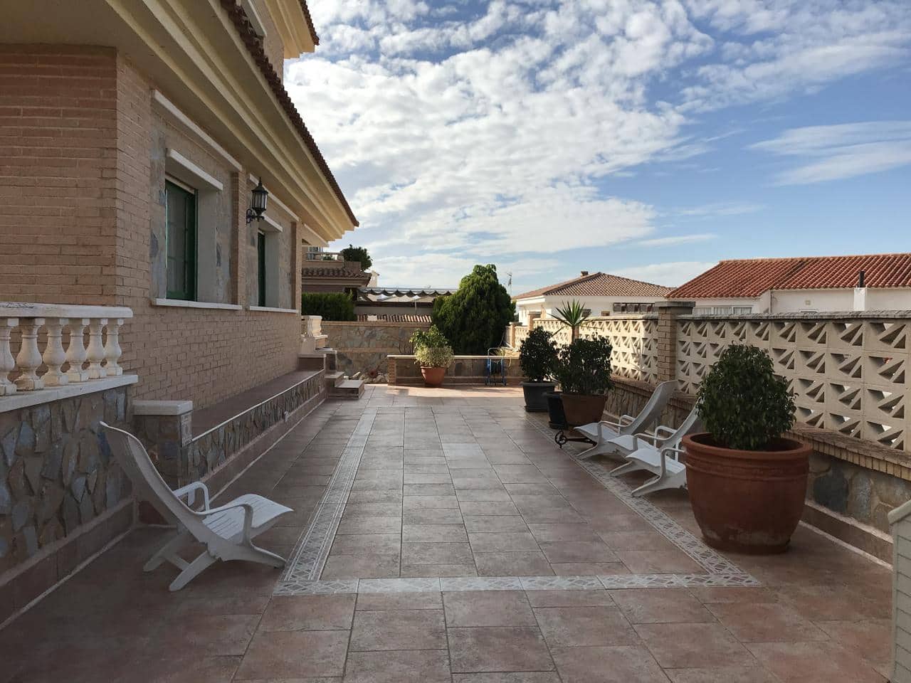 8 soverom Villa til salgs i Benidorm med svømmebasseng garasje - € 970 000 (Ref: 8541012)