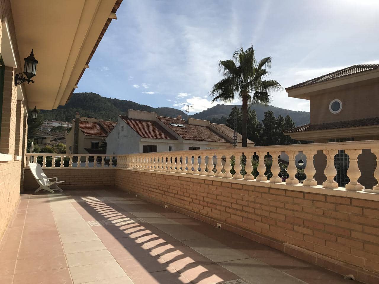 8 soverom Villa til salgs i Benidorm med svømmebasseng garasje - € 970 000 (Ref: 8541012)