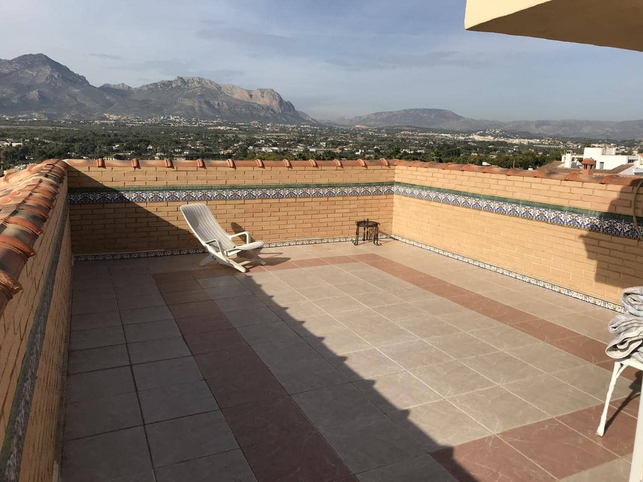 8 soverom Villa til salgs i Benidorm med svømmebasseng garasje - € 970 000 (Ref: 8541012)