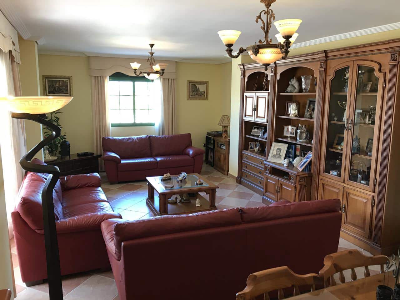 8 soverom Villa til salgs i Benidorm med svømmebasseng garasje - € 970 000 (Ref: 8541012)