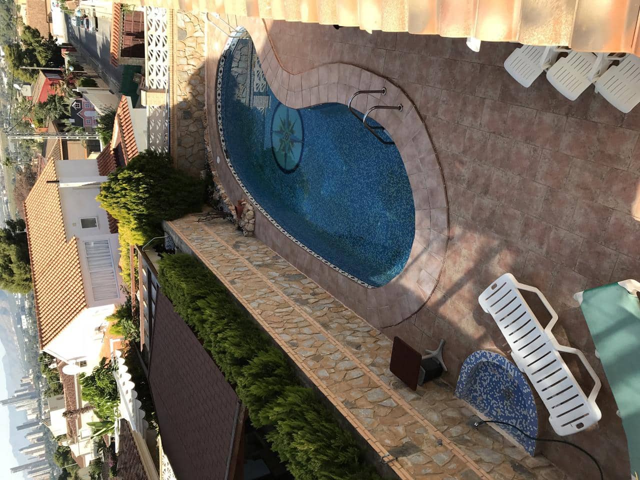 8 soverom Villa til salgs i Benidorm med svømmebasseng garasje - € 970 000 (Ref: 8541012)