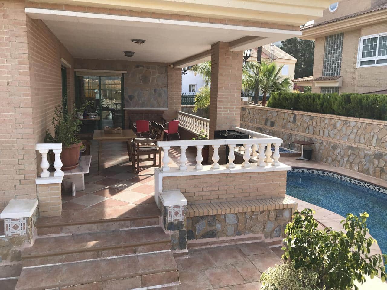 8 soverom Villa til salgs i Benidorm med svømmebasseng garasje - € 970 000 (Ref: 8541012)