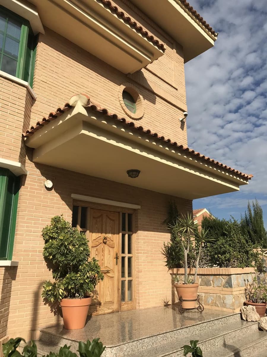 8 soverom Villa til salgs i Benidorm med svømmebasseng garasje - € 970 000 (Ref: 8541012)