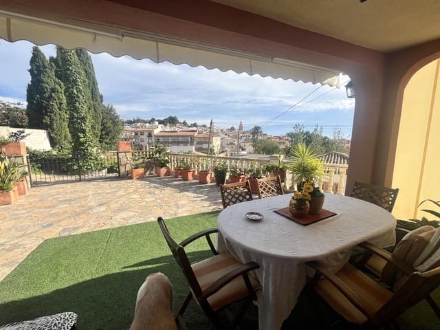 4 quarto Moradia para venda em Finestrat Pueblo, Finestrat com piscina garagem - 465 000 € (Ref: 8580723)