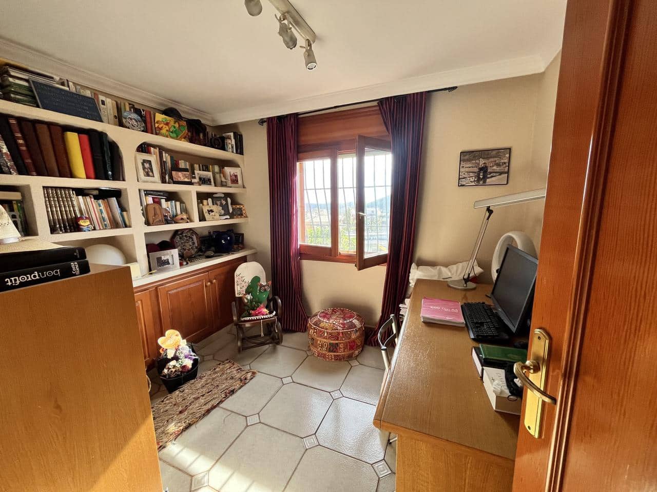 4 soverom Villa til salgs i Finestrat med svømmebasseng garasje - € 465 000 (Ref: 8580723)