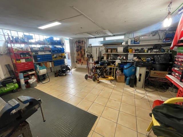 2 bedroom Business for sale in La Nucia - € 169,999 (Ref: 8806886)