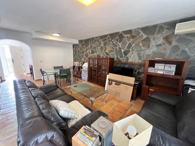 Chalet de 3 habitaciones en Golf Bahía, Finestrat en venta con piscina - 339.000 € (Ref: 8837474)