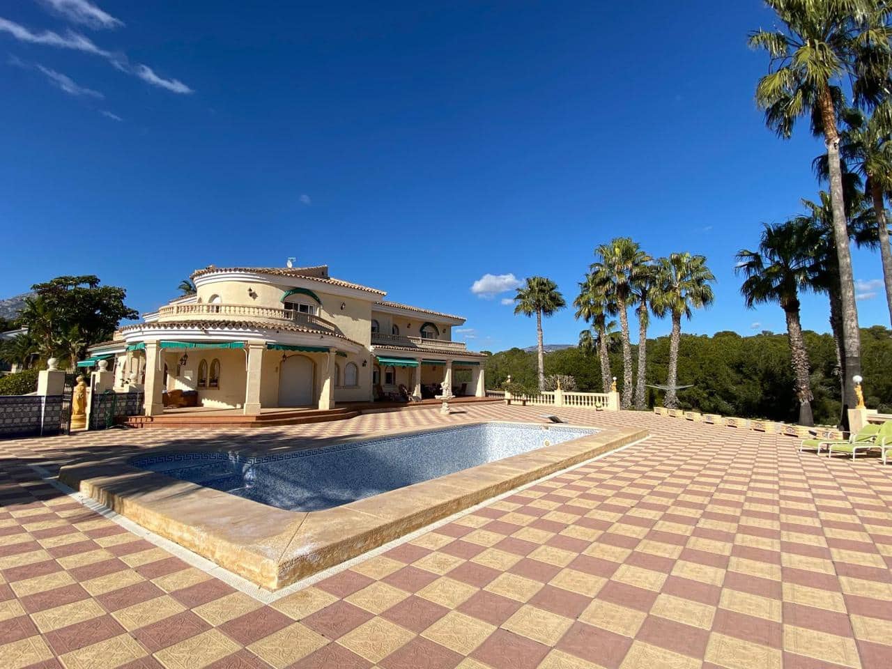 5 soveværelse Villa til salg i Alfaz del Pi / L'Alfas del Pi med swimmingpool garage - € 1.750.000 (Ref: 8848124)