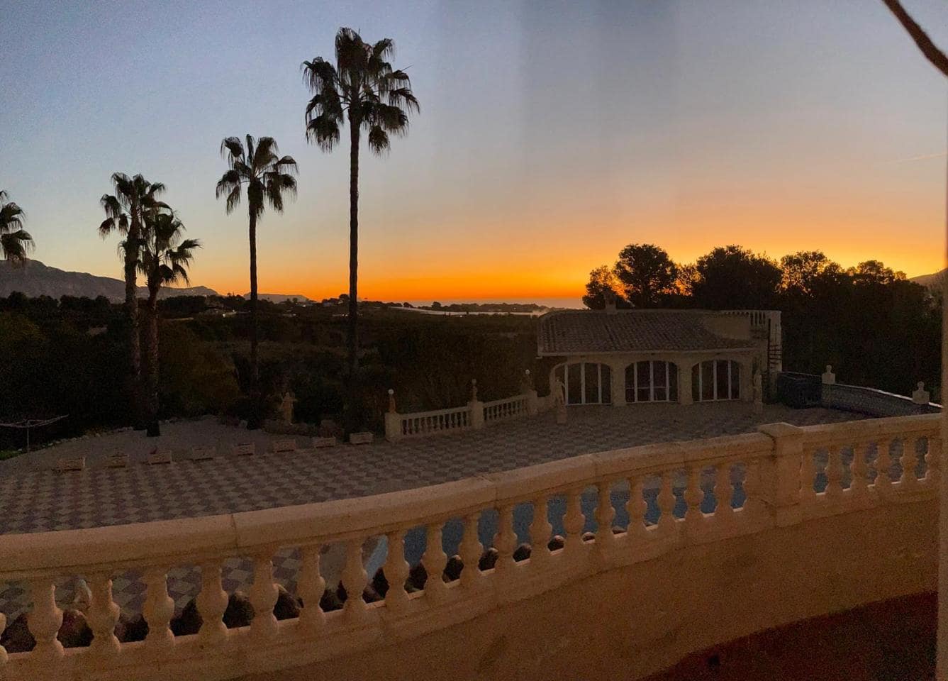 5 soveværelse Villa til salg i Alfaz del Pi / L'Alfas del Pi med swimmingpool garage - € 1.750.000 (Ref: 8848124)