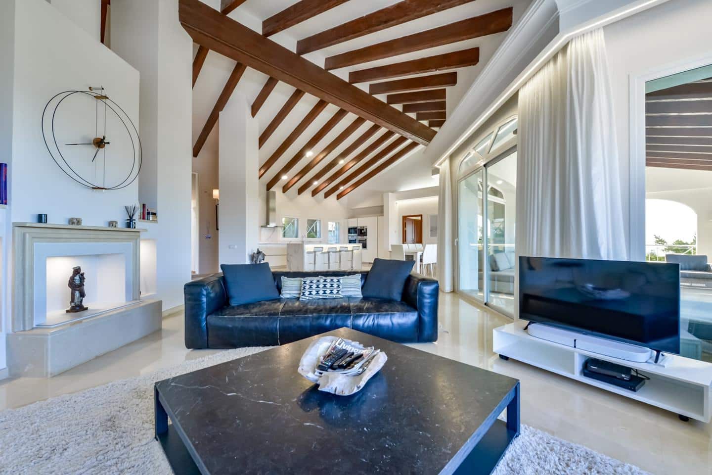 8 bedroom Villa for sale in Altea with pool garage - € 2,650,000 (Ref: 8868290)