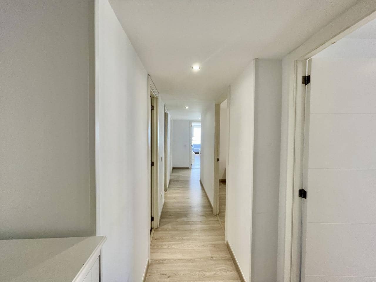 3 soveværelse Lejlighed til salg i Benidorm med garage - € 695.000 (Ref: 8935878)