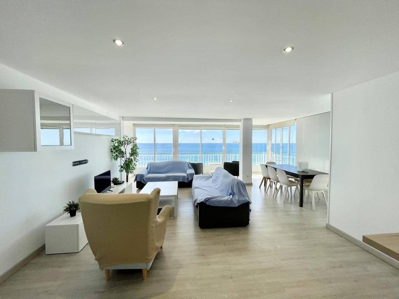 3 soveværelse Lejlighed til salg i Benidorm med garage - € 695.000 (Ref: 8935878)