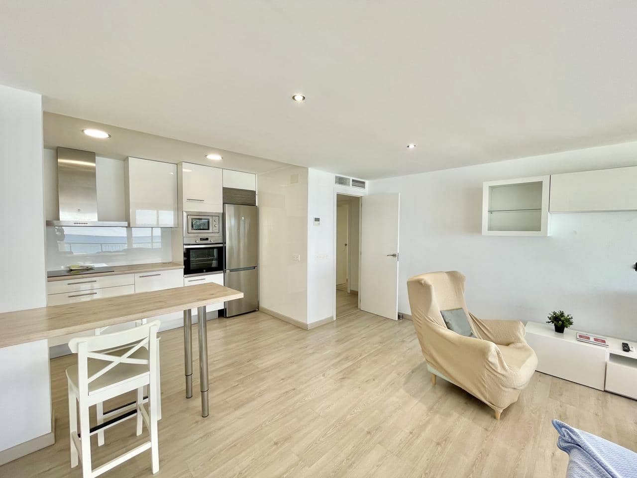 3 soveværelse Lejlighed til salg i Benidorm med garage - € 695.000 (Ref: 8935878)