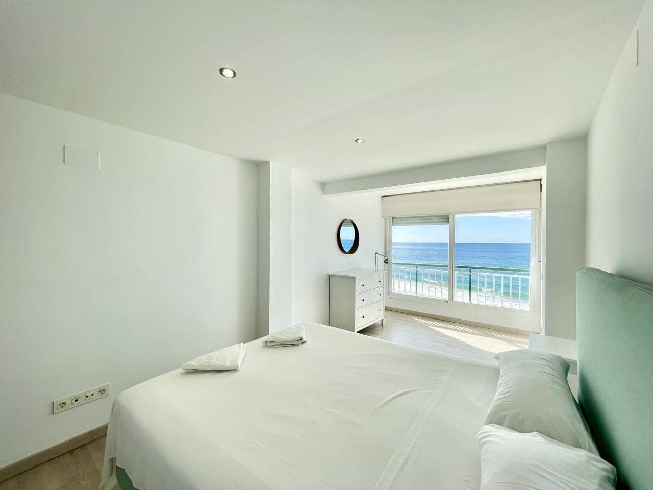 3 soveværelse Lejlighed til salg i Benidorm med garage - € 695.000 (Ref: 8935878)