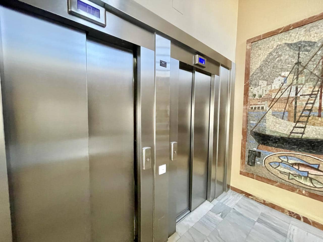 3 soveværelse Lejlighed til salg i Benidorm med garage - € 695.000 (Ref: 8935878)