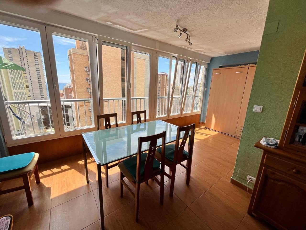 1 chambre Appartement à vendre à Benidorm avec piscine garage - 223 000 € (Ref: 8945098)