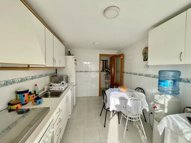 3 soveværelse Lejlighed til salg i Centro Urbano, Benidorm - € 350.000 (Ref: 8987255)