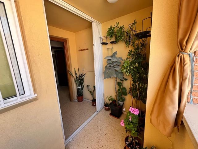 Piso de 3 habitaciones en Benidorm en venta con garaje - 266.000 € (Ref: 9035585)