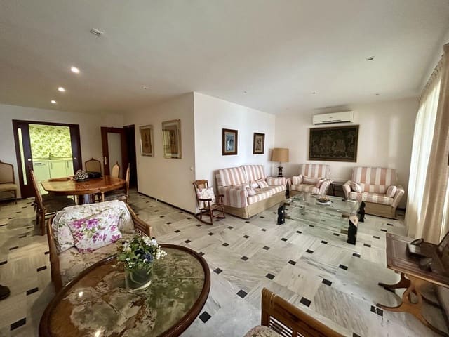 4 chambre Appartement à vendre à Levante, Benidorm avec piscine garage - 900 000 € (Ref: 9084360)