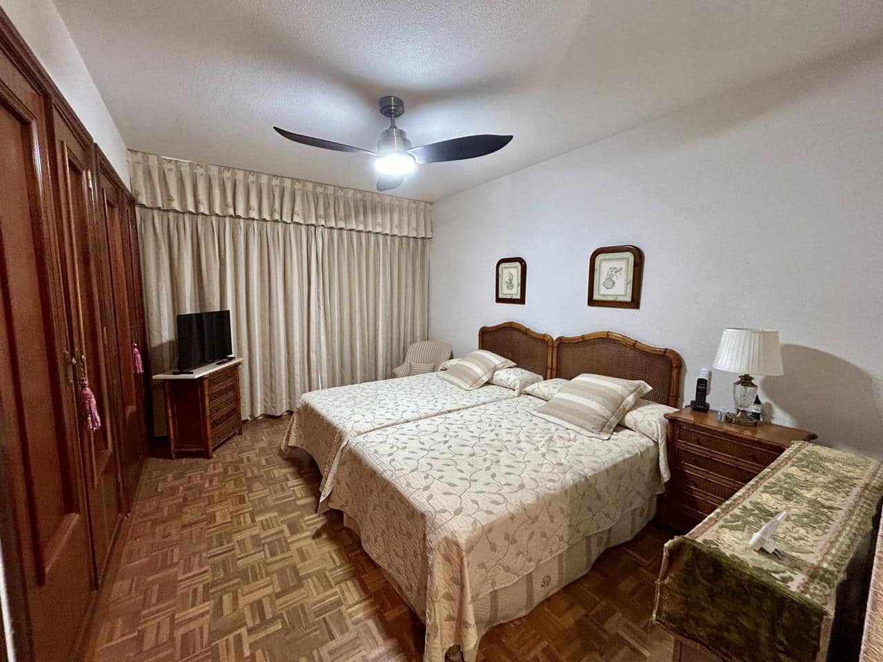 4 chambre Appartement à vendre à Benidorm avec piscine garage - 900 000 € (Ref: 9084360)