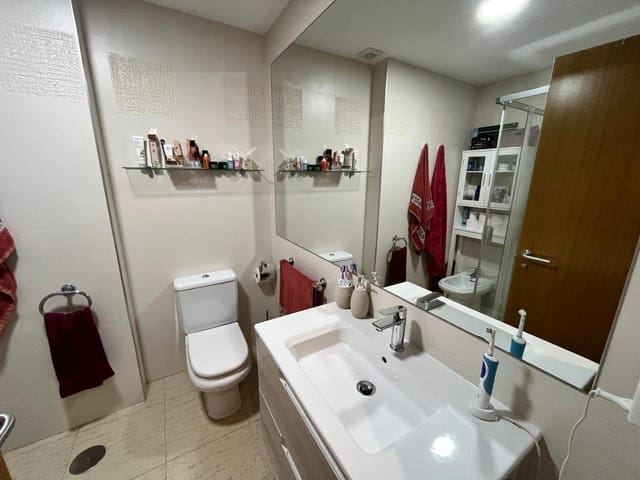 2 makuuhuone Asunto myytävänä paikassa Platja Vila Joiosa - Platja de Torres, La Villajoyosa / Vila Joiosa mukana uima-altaan 
autotalli - 420 000 € (Ref: 9105347)