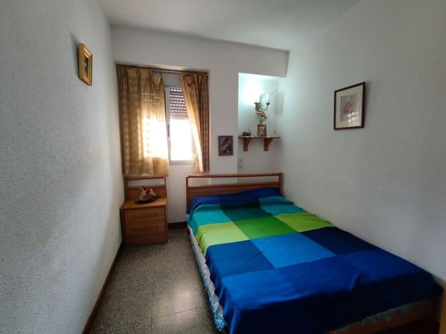 2 bedroom Flat for sale in Levante, Benidorm - € 390,000 (Ref: 9108049)