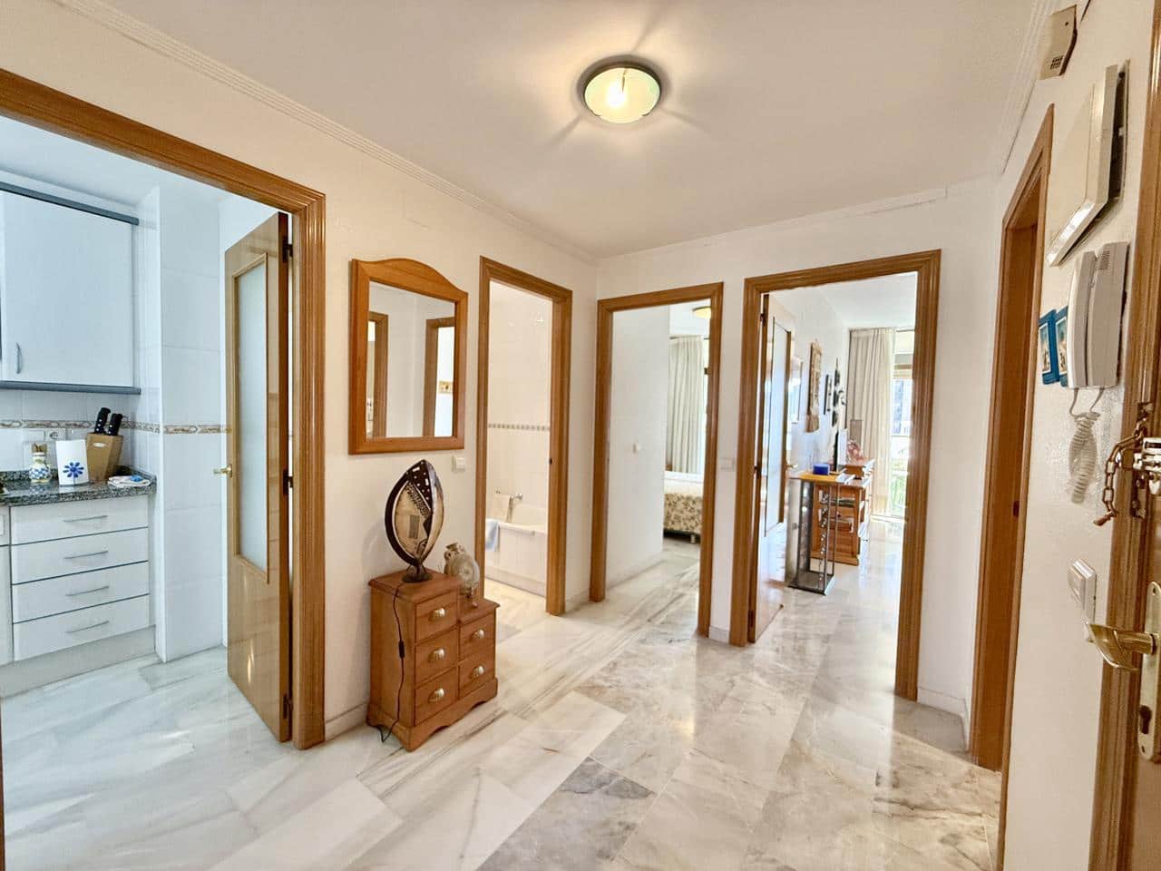 2 soveværelse Lejlighed til salg i Benidorm med swimmingpool garage - € 275.000 (Ref: 9150648)