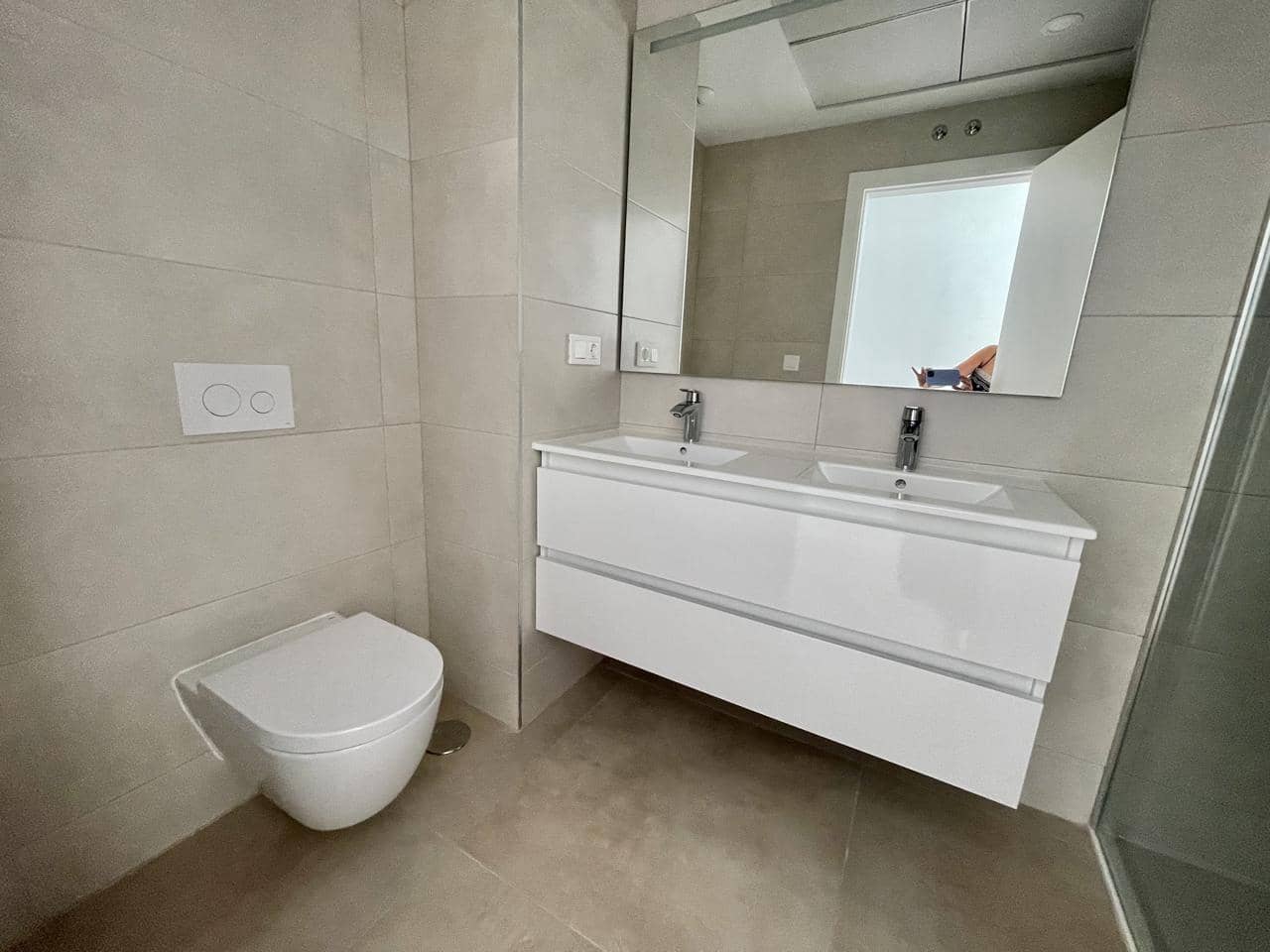 2 soveværelse Lejlighed til salg i Benidorm med swimmingpool garage - € 529.000 (Ref: 9160333)