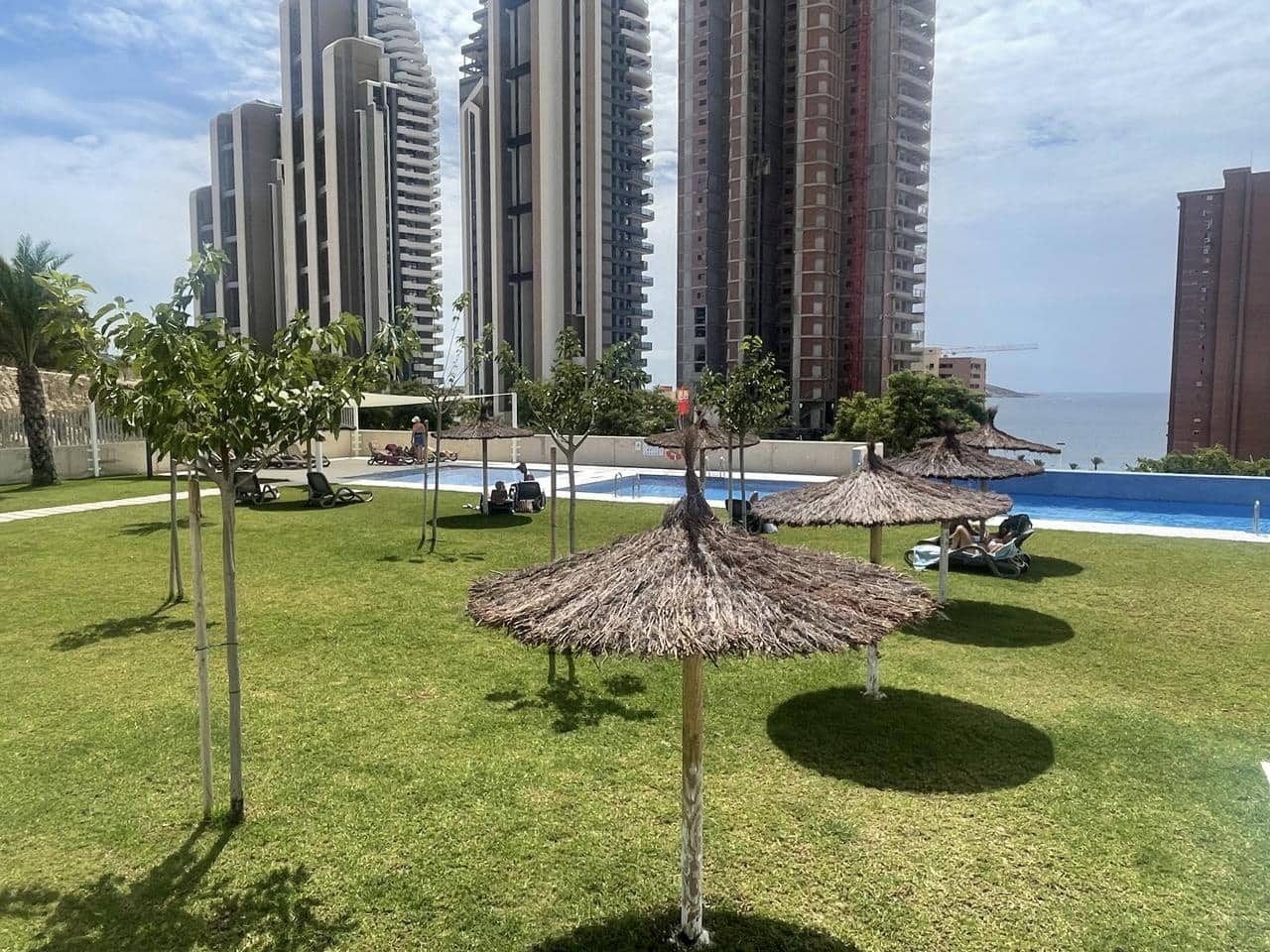 2 soveværelse Lejlighed til salg i Benidorm med swimmingpool garage - € 529.000 (Ref: 9160333)