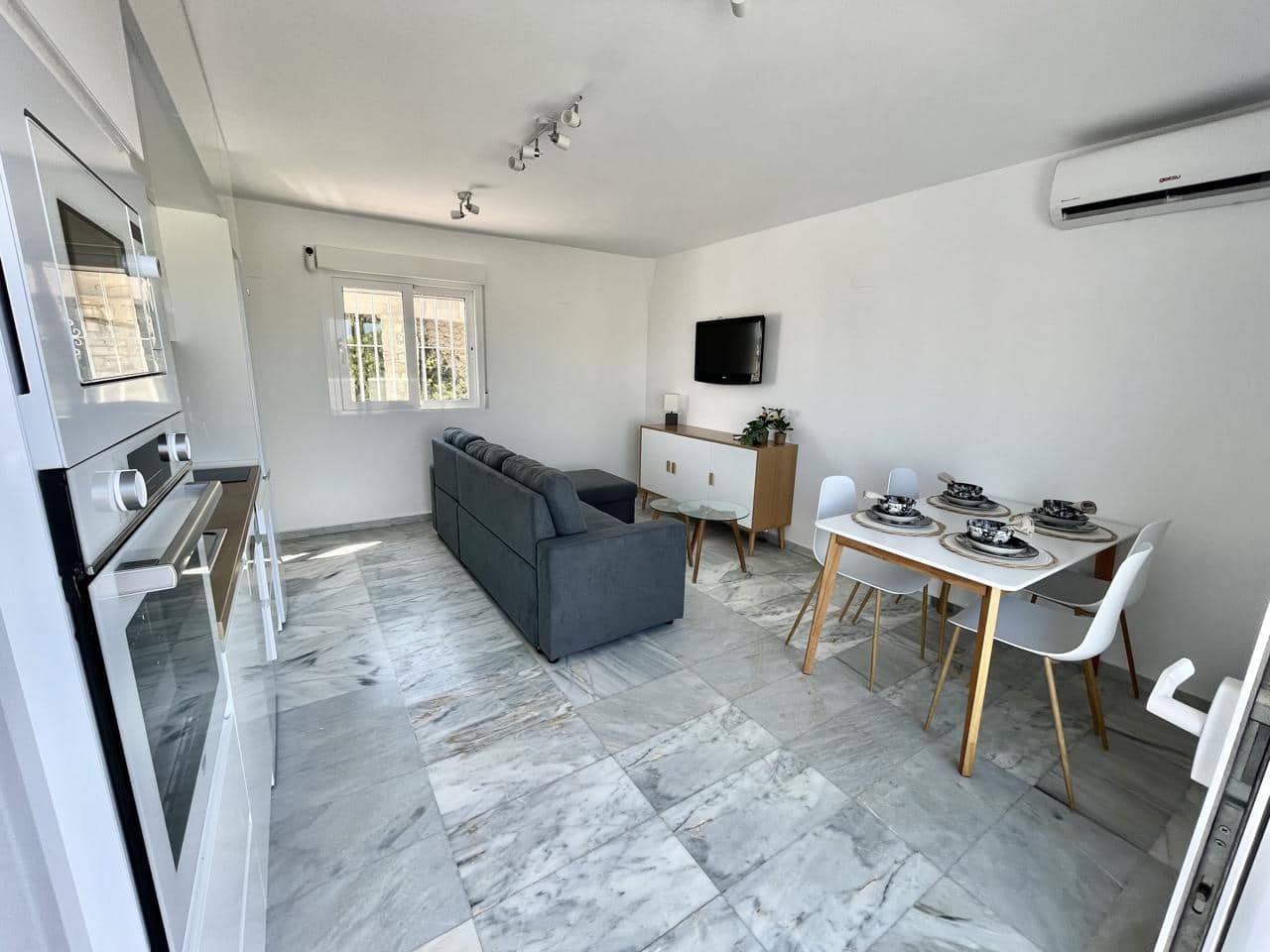 2 soveværelse Lejlighed til salg i Benidorm med swimmingpool garage - € 268.000 (Ref: 9162830)