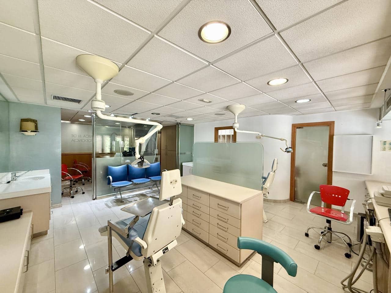 3 bedroom Office for sale in Benidorm - € 180,000 (Ref: 9162831)