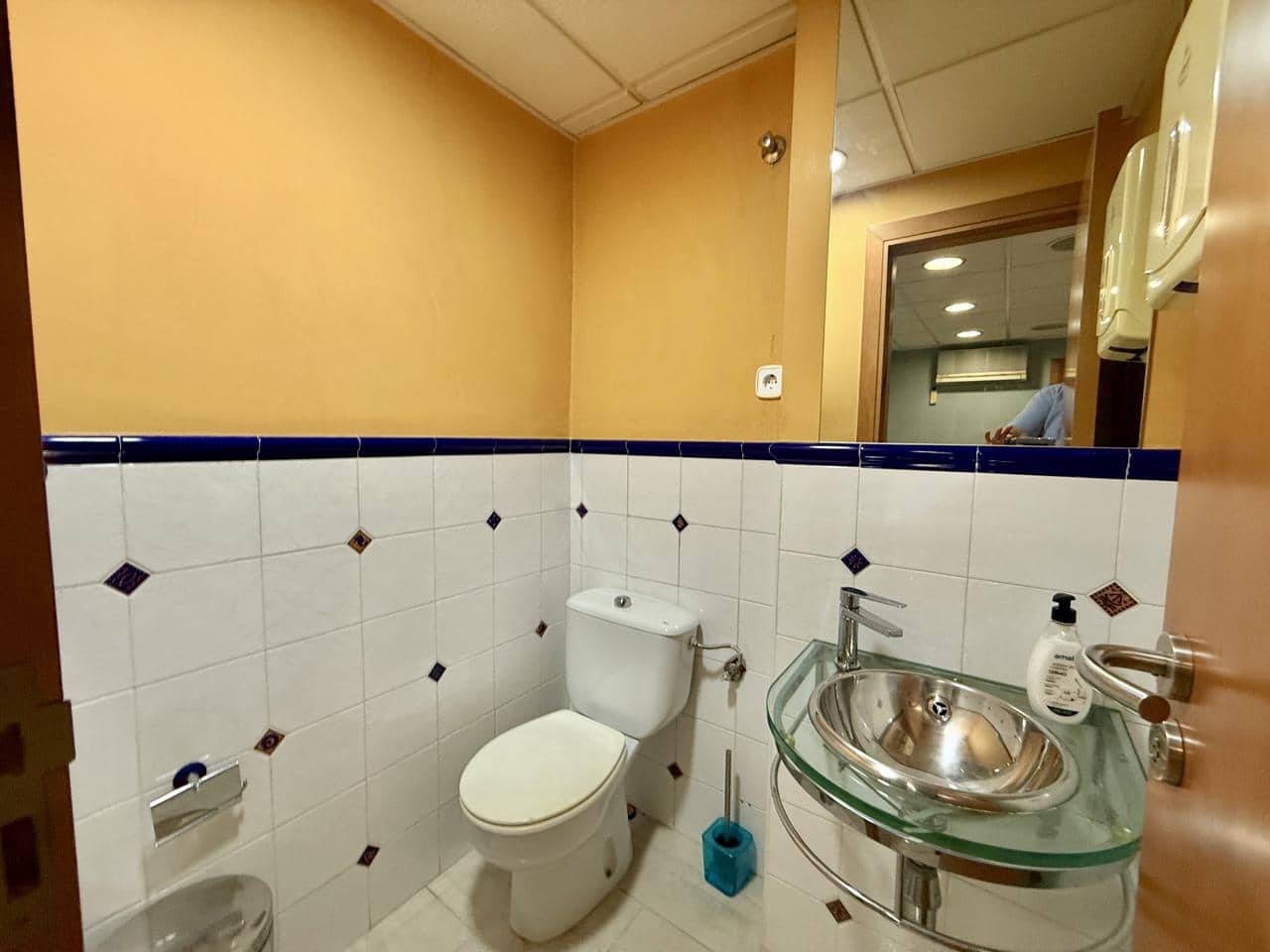 3 bedroom Office for sale in Benidorm - € 180,000 (Ref: 9162831)