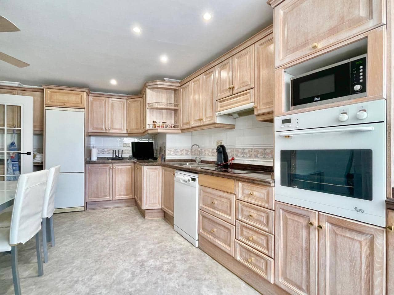 3 soveværelse Lejlighed til salg i Benidorm - € 700.000 (Ref: 9187454)