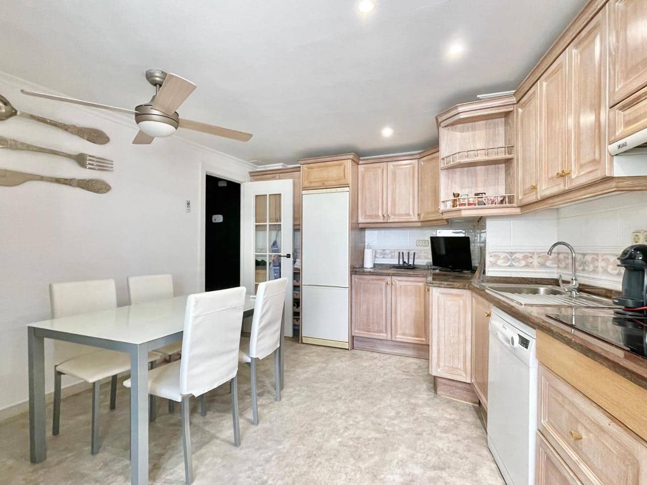 3 soveværelse Lejlighed til salg i Benidorm - € 700.000 (Ref: 9187454)