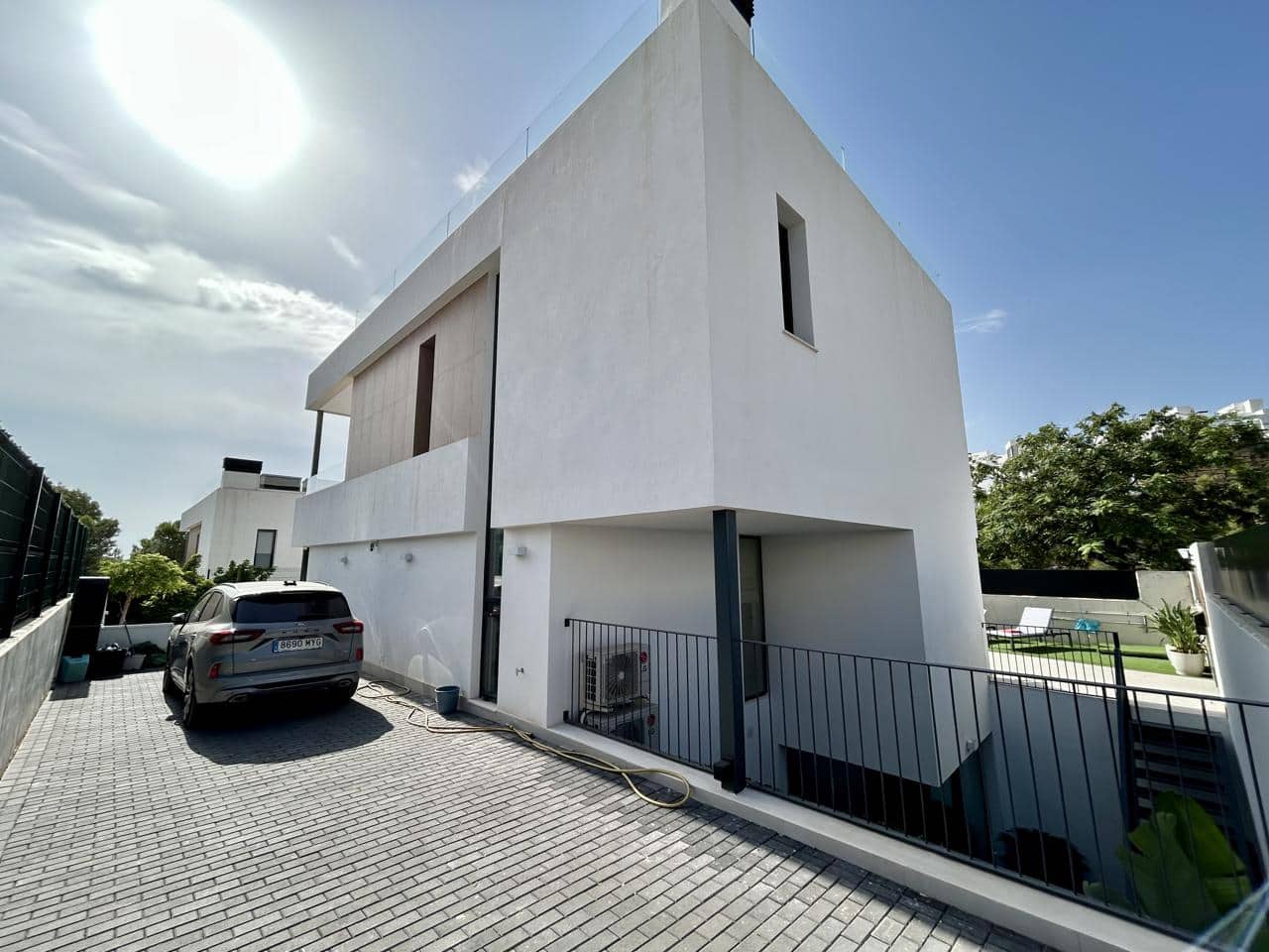 Chalet de 3 habitaciones en Finestrat en venta con piscina garaje - 825.000 € (Ref: 9200951)