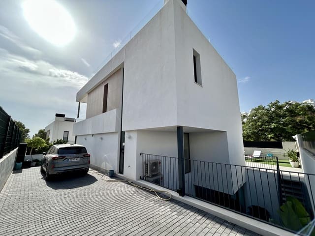 Chalet de 3 habitaciones en Finestrat en venta con piscina garaje - 825.000 € (Ref: 9200951)