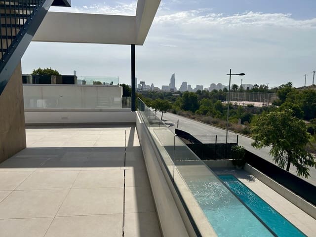 Chalet de 3 habitaciones en Finestrat en venta con piscina garaje - 825.000 € (Ref: 9200951)