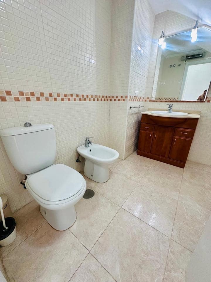 2 bedroom Flat for sale in La Villajoyosa / Vila Joiosa with garage - € 375,000 (Ref: 9218615)