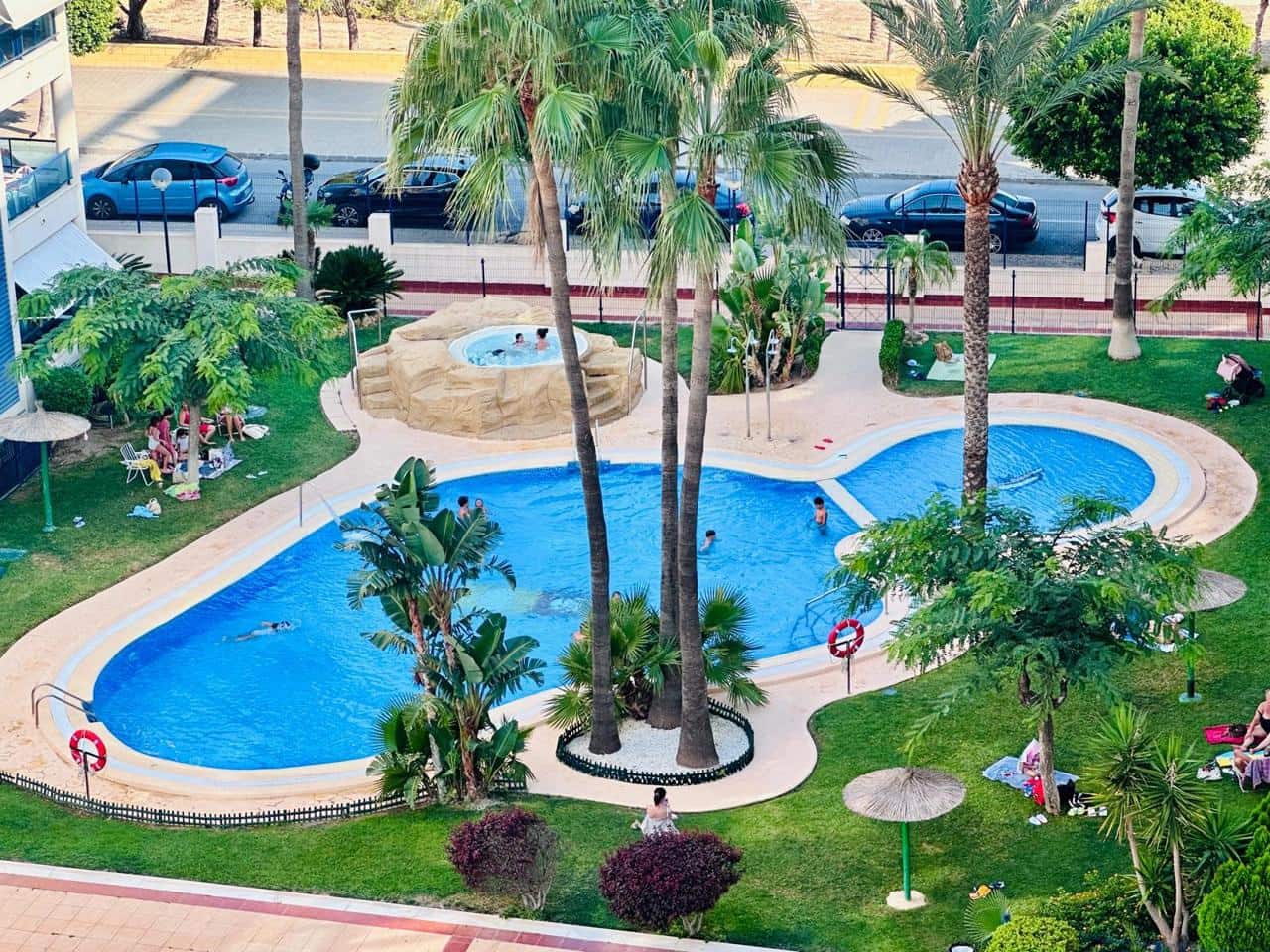 2 bedroom Flat for sale in La Villajoyosa / Vila Joiosa with garage - € 375,000 (Ref: 9218615)