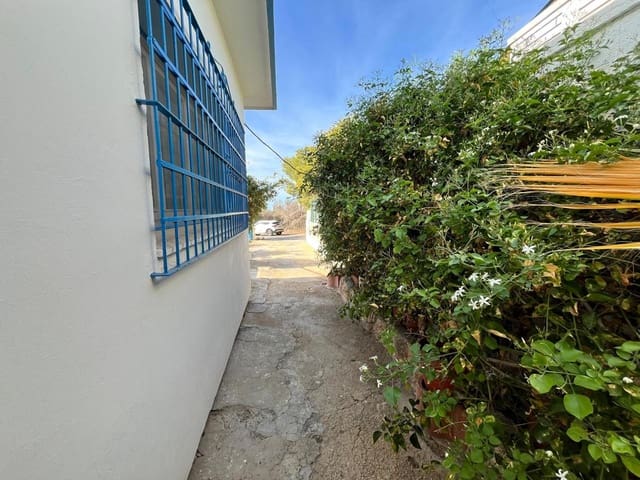 2 bedroom Villa for sale in Foietes, Benidorm with garage - € 371,000 (Ref: 9218963)