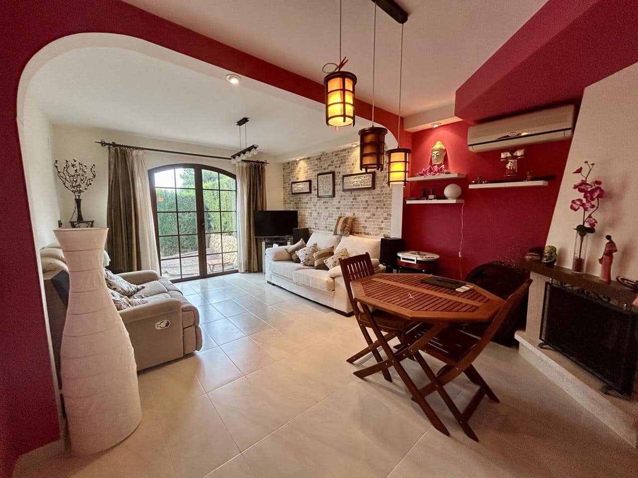 Chalet de 2 habitaciones en Finestrat en venta con piscina - 319.000 € (Ref: 9227237)