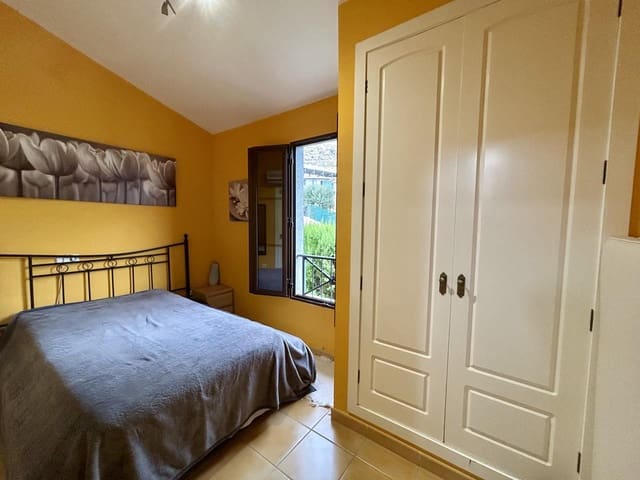 Chalet de 2 habitaciones en Golf Bahía, Finestrat en venta con piscina - 319.000 € (Ref: 9227237)