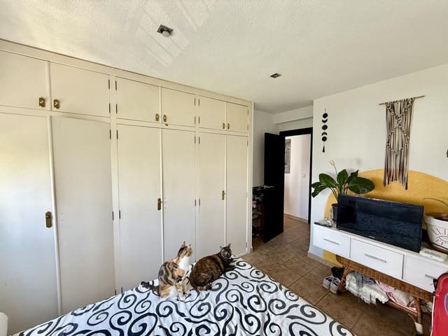 3 soverom Leilighet til salgs i Sierra Helada, Benidorm med svømmebasseng garasje - € 169 000 (Ref: 9255806)